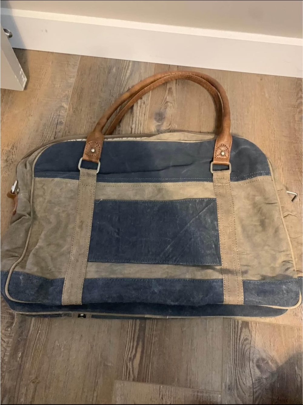 Mona B dash duffle bag